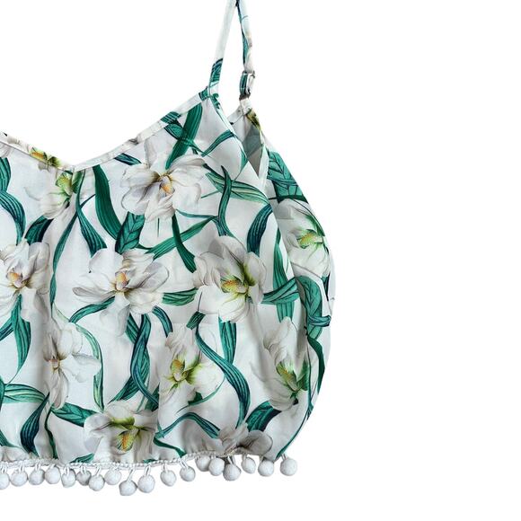 Missguided Boho Festival Crop Top Sleeveless Floral 6 NWT - Picture 2 of 4